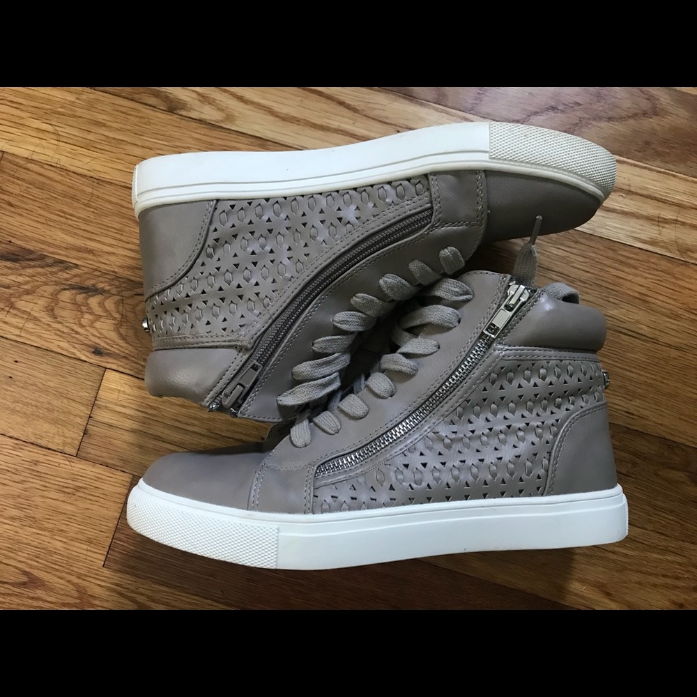 Tan Steve Madden sneakers